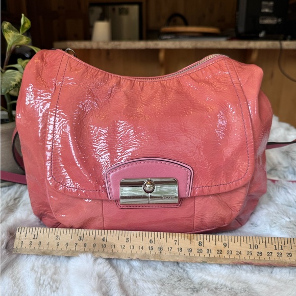 COACH 19299 KRISTIN PATENT LEATHER ROSE HOBO/CROSSBODY/SHOULDER BAG - Picture 5 of 13